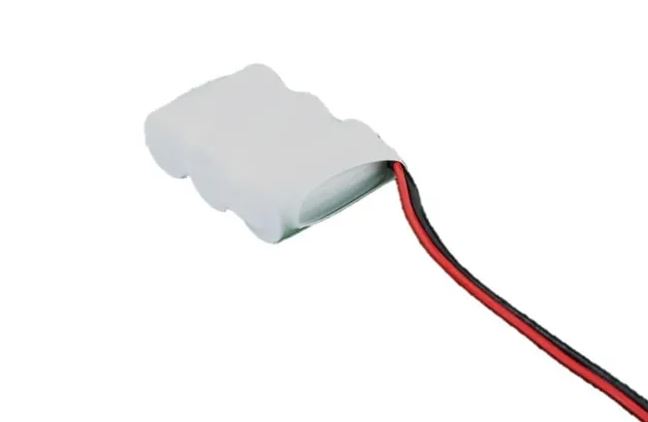 BYD NiMh accu 3,6V 2000mAh SBS (side by side) naast elkaar met connector