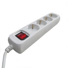 Tafeldoos 4 voudig randaarde wit + 3,0m snoer 3x1,5mm2 met schakelaar
